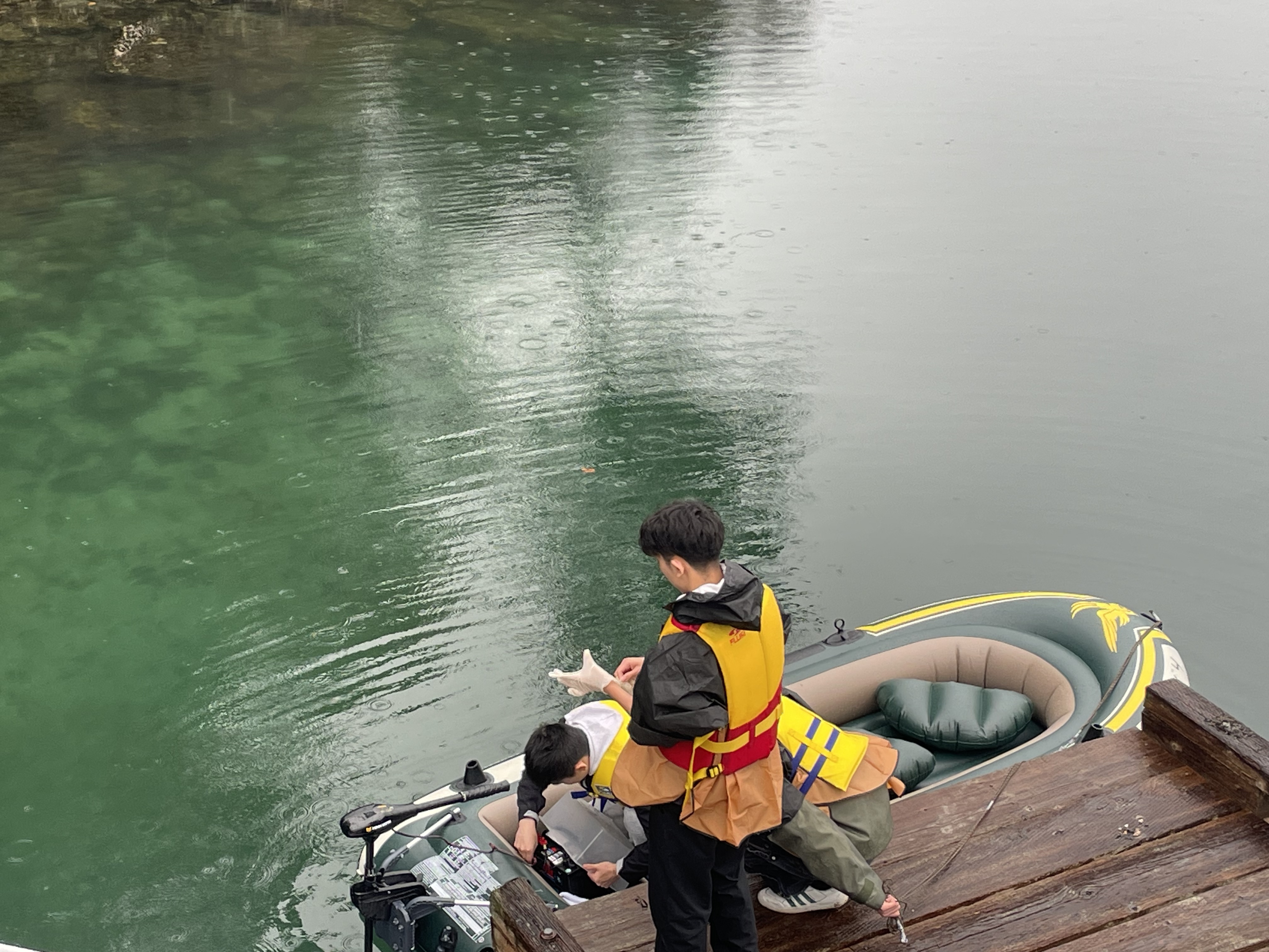 Setting up motor and supplies for fieldwork on Mayne Island.